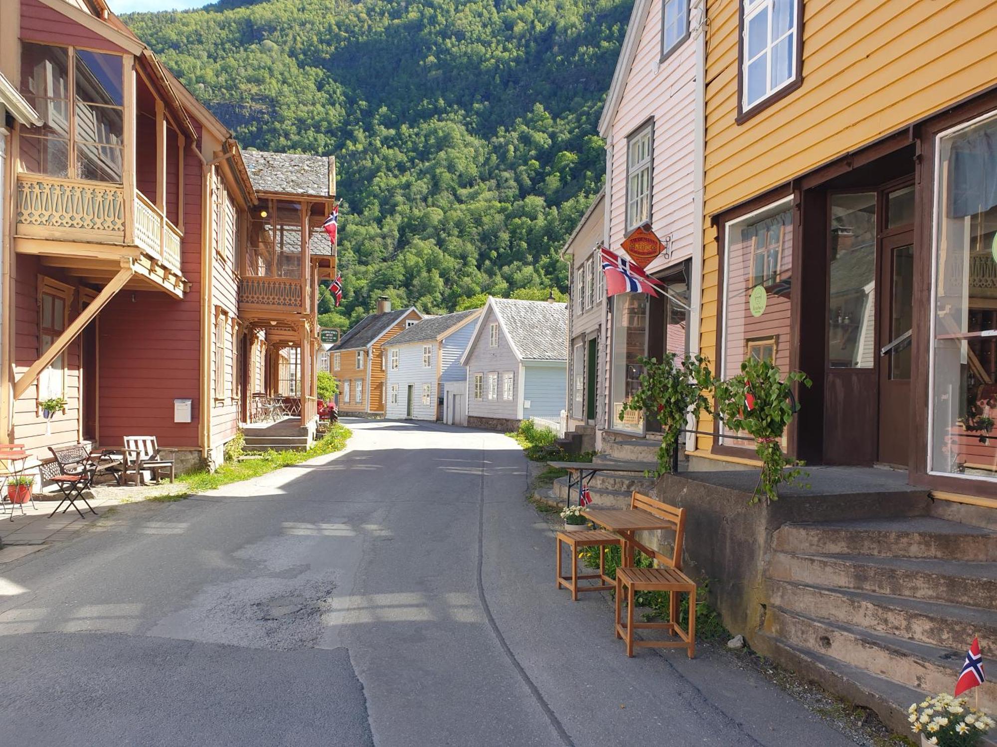 Kvammehuset Pa Gamle Laerdalsoyri Villa Buitenkant foto